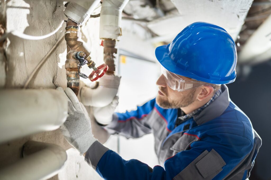 plumber-1024x683 Сантехніки